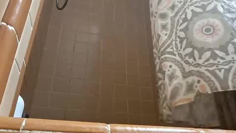 Snapshot of sneakypeteyo1 chatting on September 2025 10:05:01 AM sneakypeteyo1 online show from September 2025 10:05:01 AM