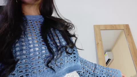 Snapshot of sneakyy_fantasy chatting on February 2025 03:34:02 AM Hellen online show from February 2025 03:34:02 AM