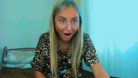 Sneja online show from March 2026 12:01:01 PM