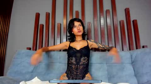 snner_velvet online show from April 2026 07:30:02 PM