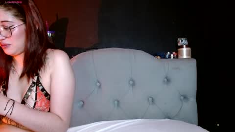 Snapshot of snow_baall chatting on April 2026 05:57:01 AM IG OF red moonn online show from April 2026 05:57:01 AM