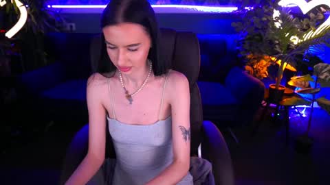 Snapshot of snow_whiteeex chatting on January 2025 05:12:02 PM snow_whiteeex online show from January 2025 05:12:02 PM