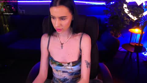 Snapshot of snow_whiteeex chatting on January 2025 02:36:01 PM snow_whiteeex online show from January 2025 02:36:01 PM