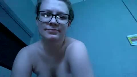 Snapshot of snowbrielle chatting on January 2025 10:19:01 AM snowbrielle online show from January 2025 10:19:01 AM