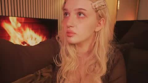 Ellie online show from July 2026 05:35:02 AM