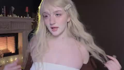 Ellie online show from July 2026 05:22:01 AM