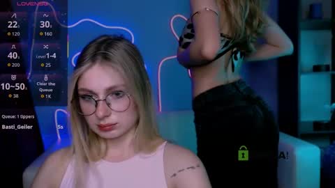 so_hot_rosalie online show from May 2026 07:33:02 PM