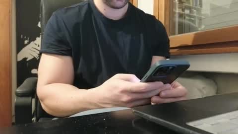 luca -   online show from January 2025 07:03:01 PM