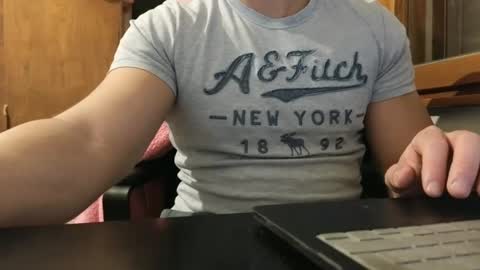 luca -   online show from February 2025 08:57:01 PM