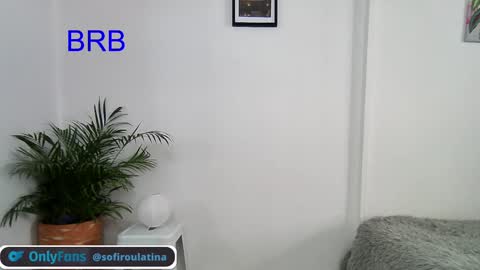 Snapshot of soffi_rousel_ chatting on January 2025 08:39:02 PM soffi_rousel_ online show from January 2025 08:39:02 PM