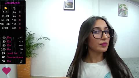 Snapshot of soffi_rousel_ chatting on February 2025 06:46:01 PM soffi_rousel_ online show from February 2025 06:46:01 PM