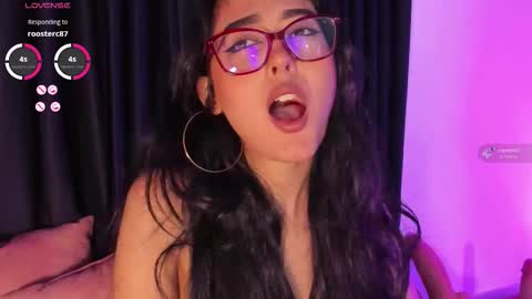 Snapshot of soffi_sweet1 chatting on October 2025 09:30:02 AM Danna online show from October 2025 09:30:02 AM