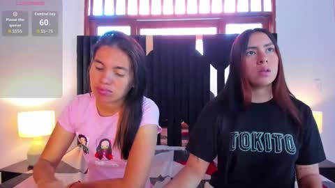 soffy and mia online show from October 2025 12:15:01 PM