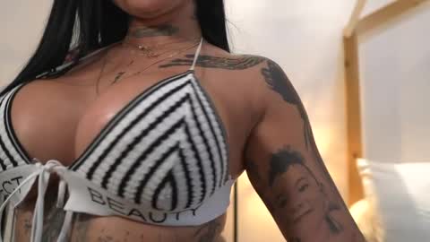 sofhia cruz online show from May 2026 08:59:01 PM