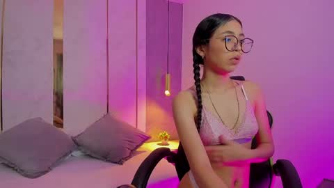 S O F I  online show from June 2026 07:19:02 PM