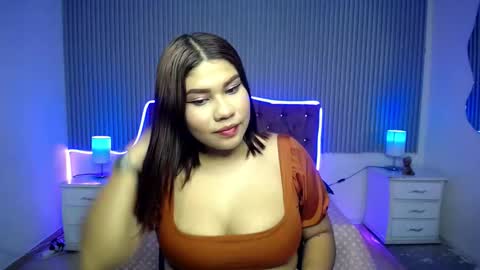 Snapshot of sofi_brunette_ chatting on February 2026 03:16:02 AM sofi_brunette_ online show from February 2026 03:16:02 AM