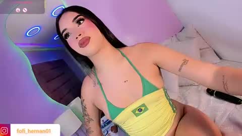 Snapshot of sofi_hdzz chatting on June 2026 11:57:01 PM sofi_hdzz online show from June 2026 11:57:01 PM