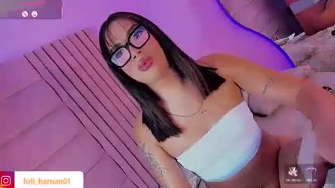 Snapshot of sofi_hdzz chatting on July 2026 09:19:02 PM sofi_hdzz online show from July 2026 09:19:02 PM