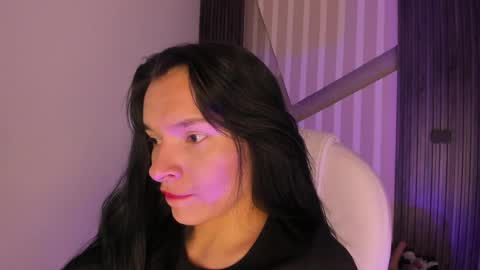 Snapshot of sofi_lassa_ chatting on June 2026 02:13:01 AM SOFIA online show from June 2026 02:13:01 AM