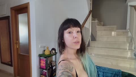 Sofi Mora online show from February 2026 01:16:01 PM