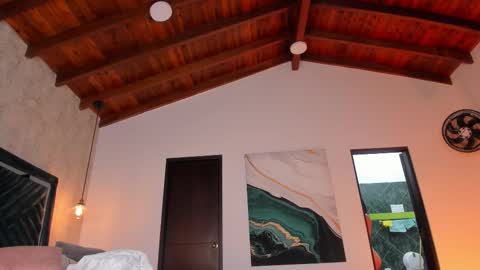 Sofi online show from October 2025 11:33:02 AM