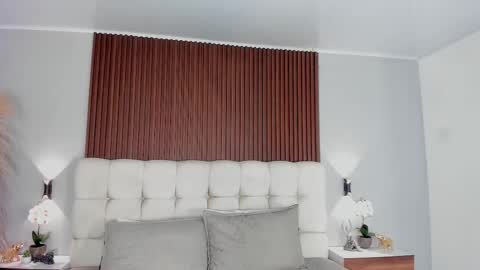 Sofia online show from January 2026 08:18:02 PM