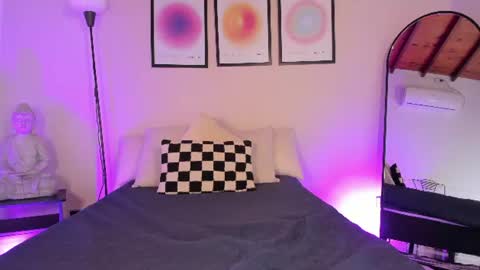 Sofi Vega online show from June 2026 12:07:02 PM