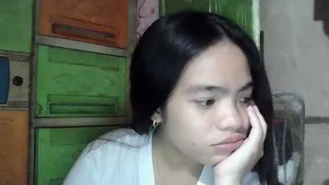 sofia_587145 online show from February 2026 10:24:01 AM