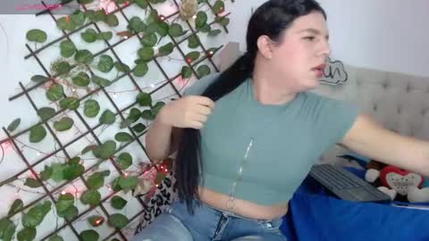 sofia online show from May 2026 06:04:02 PM