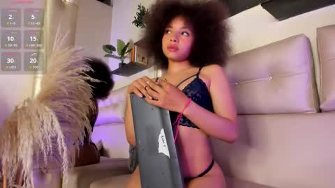 S O F I A  online show from November 2025 08:12:01 PM