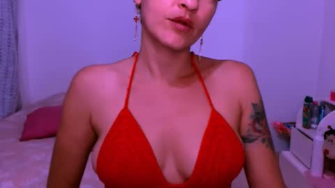 Snapshot of sofia_mark20 chatting on February 2025 09:58:01 PM Sofia online show from February 2025 09:58:01 PM