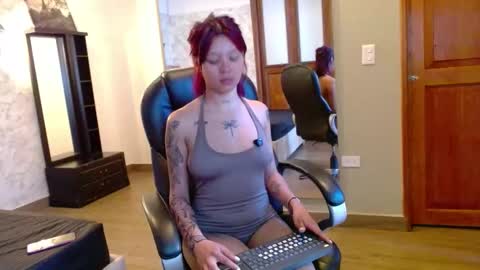 Snapshot of sofia_martinez17 chatting on February 2026 08:52:01 PM Sofi online show from February 2026 08:52:01 PM