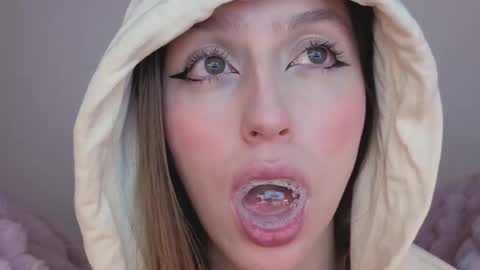 Snapshot of sofia_palacios_ chatting on September 2025 03:56:01 AM online show from September 2025 03:56:01 AM