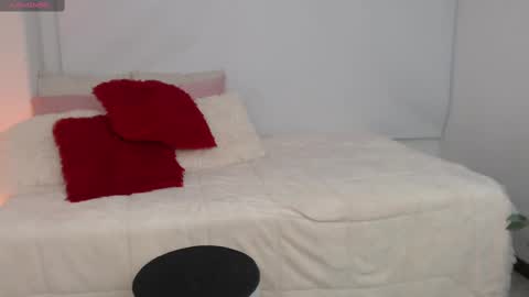 Snapshot of sofia_perez___ chatting on September 2025 09:20:02 PM Sofi online show from September 2025 09:20:02 PM