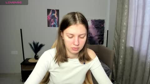 Snapshot of sofia_smilee chatting on February 2026 01:29:02 PM Sofia online show from February 2026 01:29:02 PM