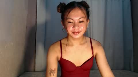 sofia_sweetheart18 online show from May 2026 10:50:03 PM