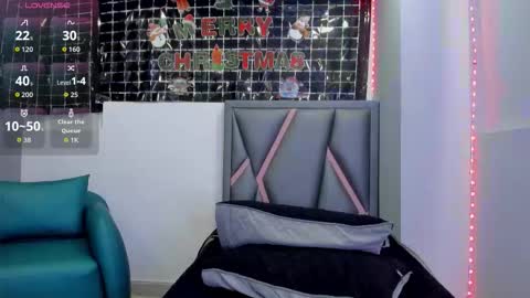 Sofa online show from December 2025 12:14:02 PM