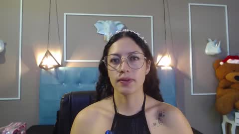 Sofa online show from November 2025 11:12:02 AM