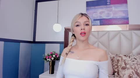 Snapshot of sofiaa_morris chatting on March 2026 01:37:01 PM Sofia online show from March 2026 01:37:01 PM