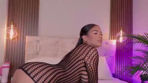 sofiaamiller online show from July 2026 05:31:01 PM