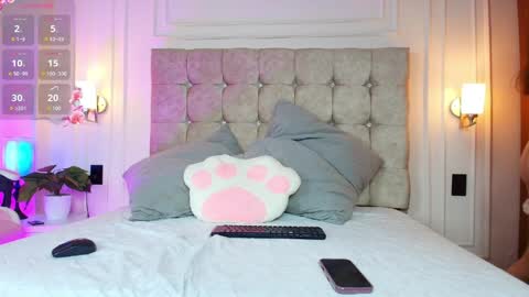 Snapshot of sofiabuitrago chatting on June 2026 12:08:02 PM sofi online show from June 2026 12:08:02 PM