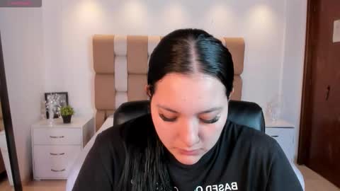 Snapshot of sofiacaramel chatting on December 2025 04:13:01 PM Sofia caramel online show from December 2025 04:13:01 PM