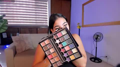 Snapshot of sofiacaramel chatting on December 2025 03:31:01 PM Sofia caramel online show from December 2025 03:31:01 PM