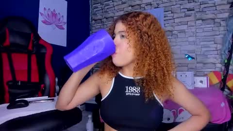 Snapshot of sofiacastillo01 chatting on January 2025 01:05:01 PM sofiacastillo01 online show from January 2025 01:05:01 PM