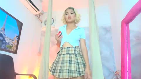 sofiacastillo01 online show from July 2026 01:40:02 PM
