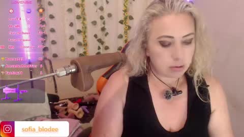 sofiacurvy45 online show from May 2026 01:57:16 AM