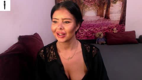 Snapshot of sofialiub chatting on December 2024 05:23:02 PM sofialiub online show from December 2024 05:23:02 PM