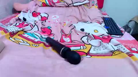 Sofiamillerrs online show from October 2025 09:37:01 PM