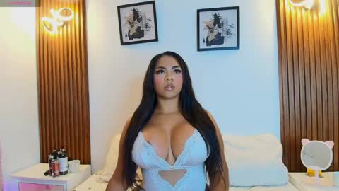 Snapshot of sofiasweett1 chatting on May 2026 09:48:01 AM online show from May 2026 09:48:01 AM