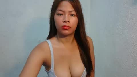 sofie_loorexx online show from February 2026 07:34:02 PM